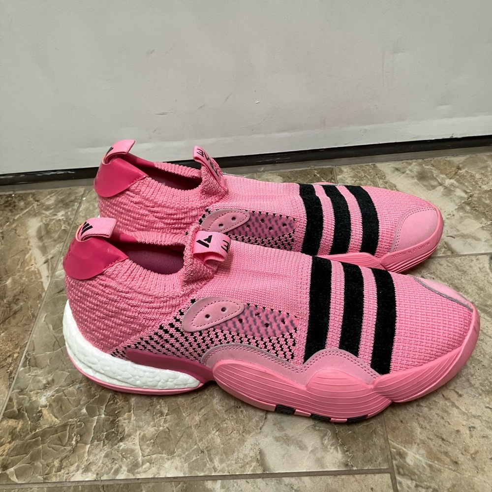 Adidas Trae Young 2.0 Basketball Shoes. Men 12
